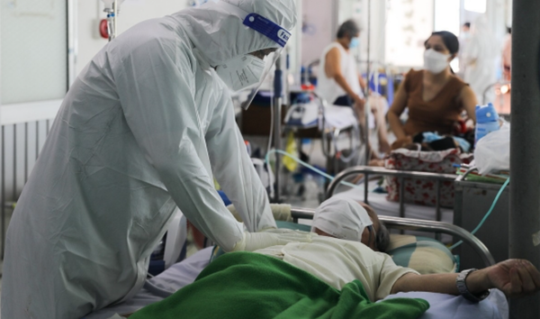 현재 베트남에서 코로나19 지배종으로 군림하고 있는 바이러스는 오미크론 변이의 하위 변이인 스텔스 오미크론인 것으로 확인됐다. (사진=vnexpress)