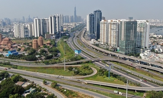 Properties along the Hanoi Highway in HCMC's Thu Duc City in February 2024. Photo by VnExpress/Quynh Tran