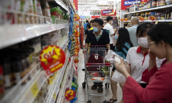 베트남 정부는 기업과 가계 지원을 위해 상반기 종료 예정인 부가세 한시적 인하조치를 연말까지로 6개월 연장을 추진하고 있다. (사진=VnExpress/Thanh Tung)