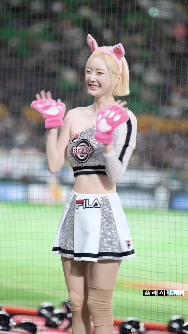 김짤닷컴 - 치어리더 서현숙_치어리더 서현숙1_3.jpg