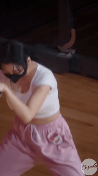 16732266586858.gif