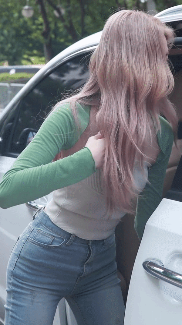16734853328382.gif