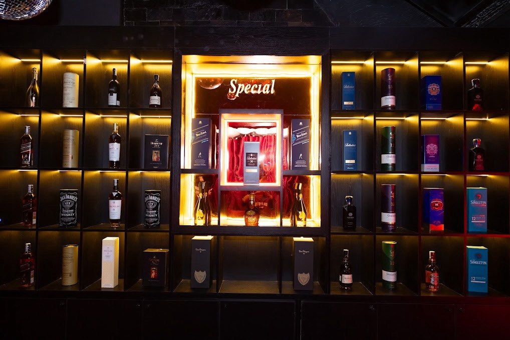 다낭 시크릿 바 착석바 라운지 매장 참고사진