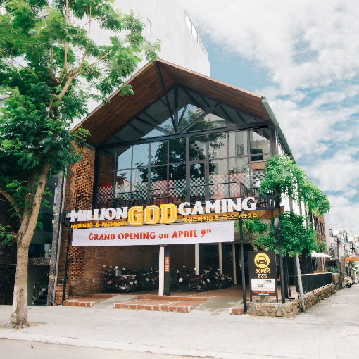 vinaforman-danang-million-god-store_ref-1.jpg
